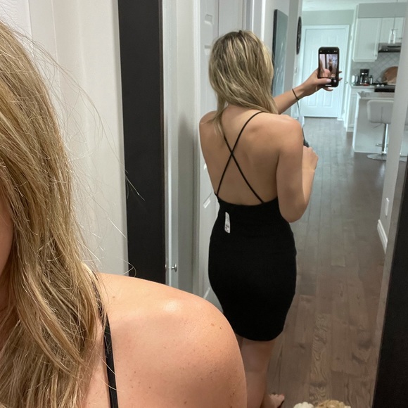 Black dress! New with tags - Picture 2 of 3